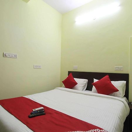 Hotel O V R Residency Near Sri Amruth Chithra Mandira Бангалор Екстериор снимка