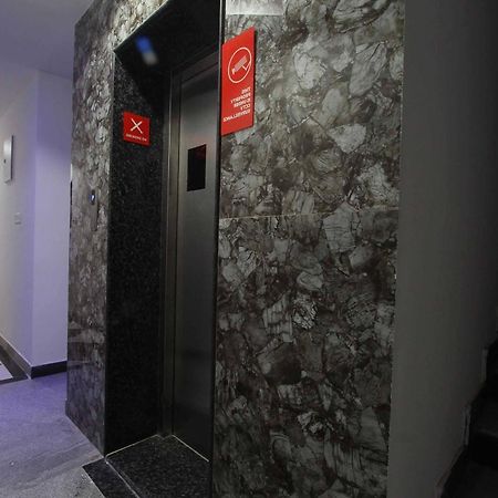 Hotel O V R Residency Near Sri Amruth Chithra Mandira Бангалор Екстериор снимка