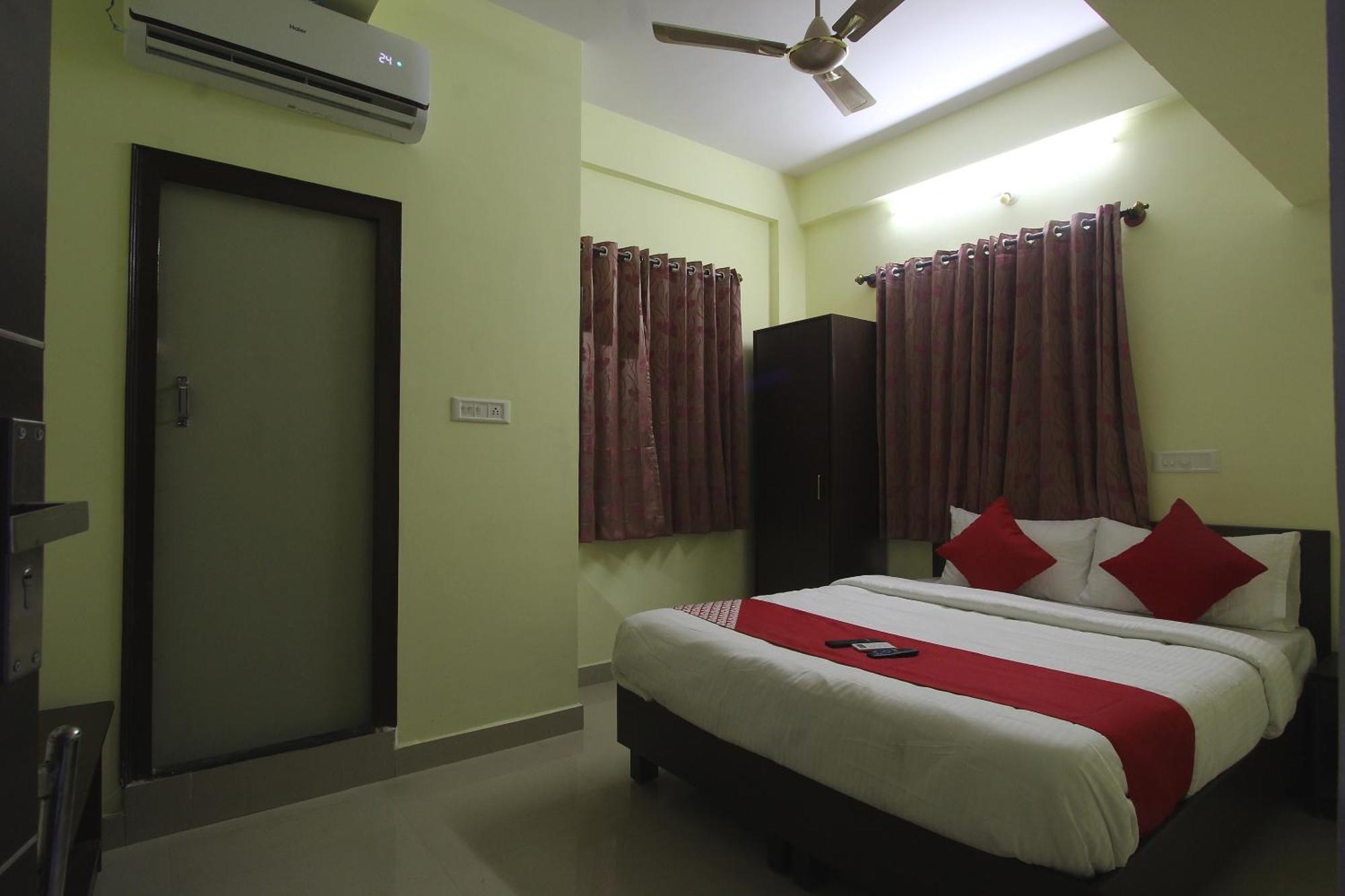 Hotel O V R Residency Near Sri Amruth Chithra Mandira Бангалор Екстериор снимка