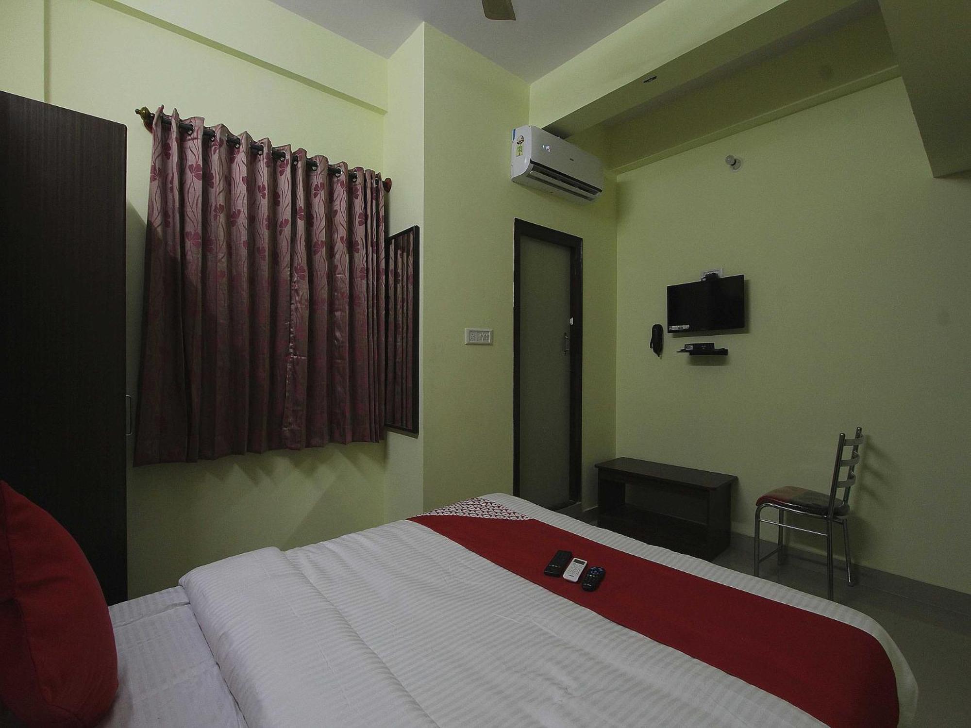 Hotel O V R Residency Near Sri Amruth Chithra Mandira Бангалор Екстериор снимка