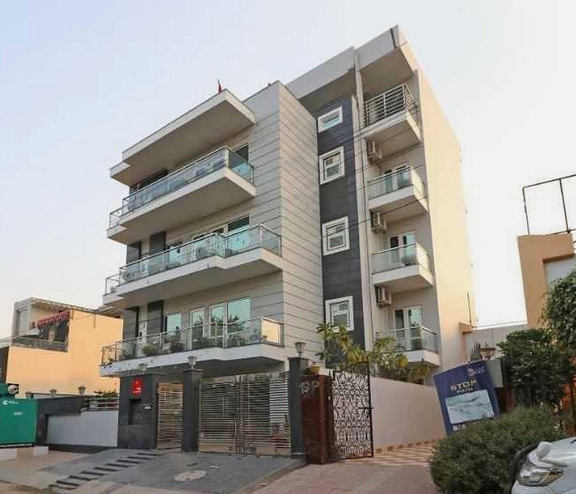 Hotel O V R Residency Near Sri Amruth Chithra Mandira Бангалор Екстериор снимка