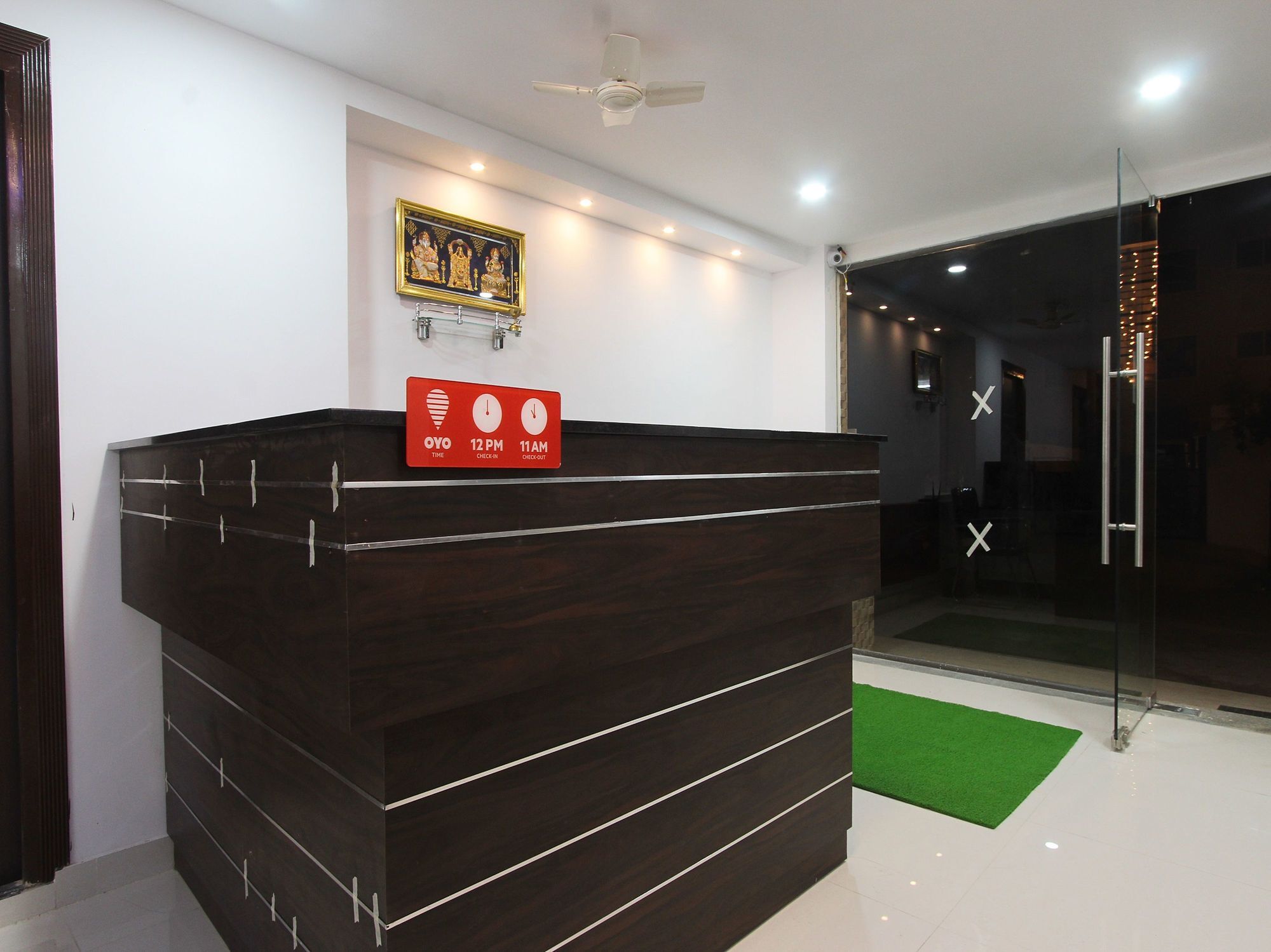 Hotel O V R Residency Near Sri Amruth Chithra Mandira Бангалор Екстериор снимка
